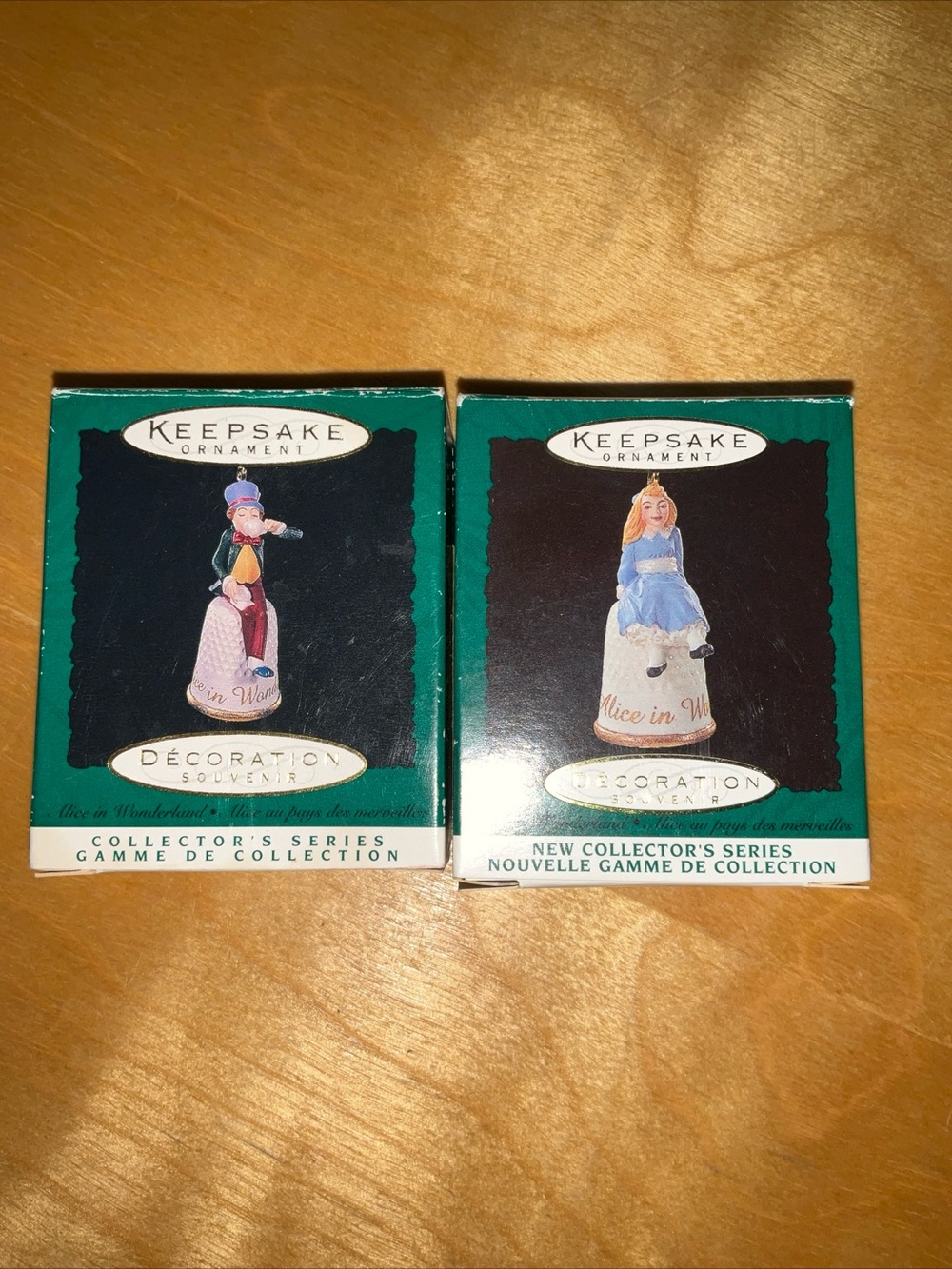 Hallmark Keepsake Ornament Alice in Wonderland & Mad Hatter 1995/96